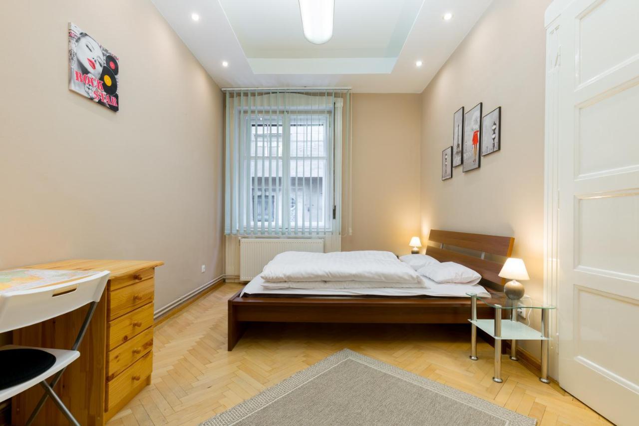 K17 Kinizsi Apartment Budapest Extérieur photo